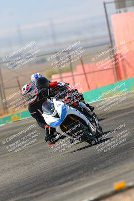 media/Oct-15-2022-TrackXperience (Sat) [[8f70b8b0be]]/Group 2/session 3 turn 4/